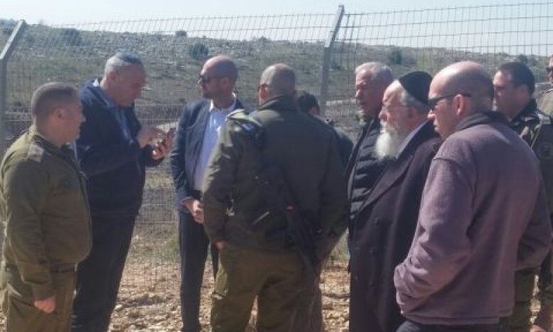 חברי הוועדה בגבול הצפון