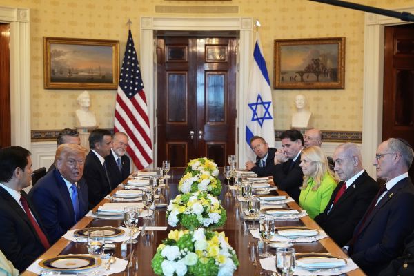 נתניהו, טראמפ. פגישת תיאום עמדות בבית הלבן [צילום: אלכס ברנדון, AP]
