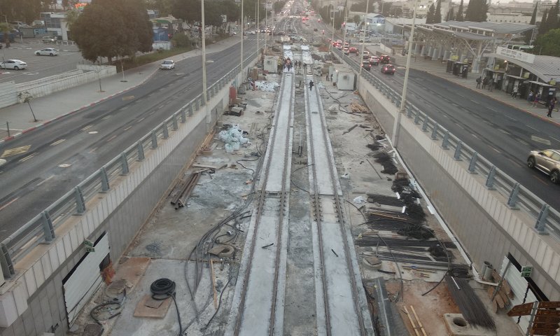 חפירת הרכבת הקלה בגוש דן