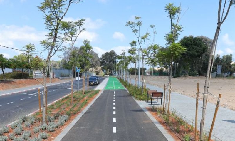 פחות זיהום, יותר חיבוריות [צילום: ארתור רוזנגורת]
