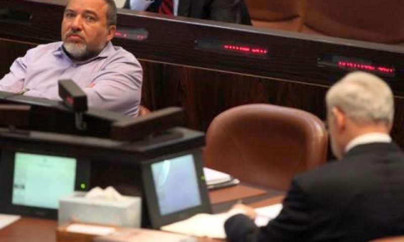 נתניהו וליברמן. גוש הימין מוביל [צילום: פלאש 90]