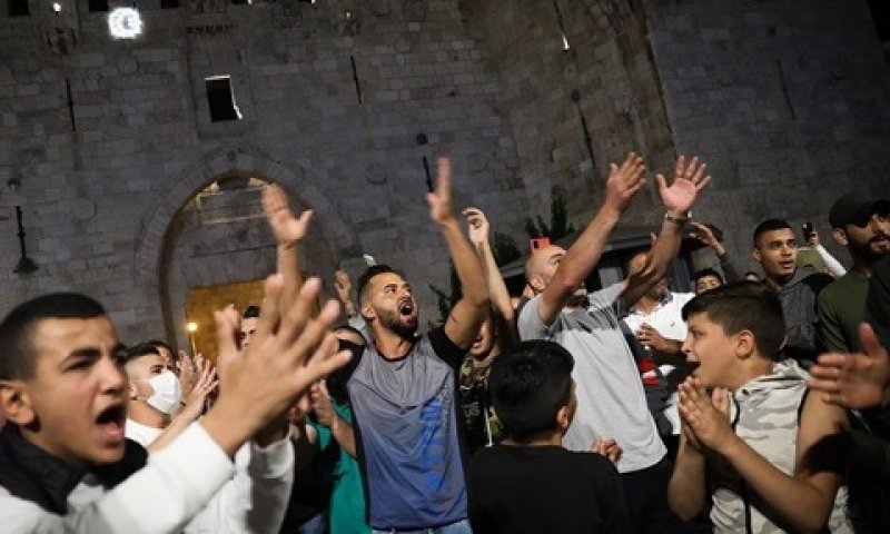 המחסומים הוסרו ממדרגות שער שכם [צילום: נועם רבקין פנטון, פלאש 90]