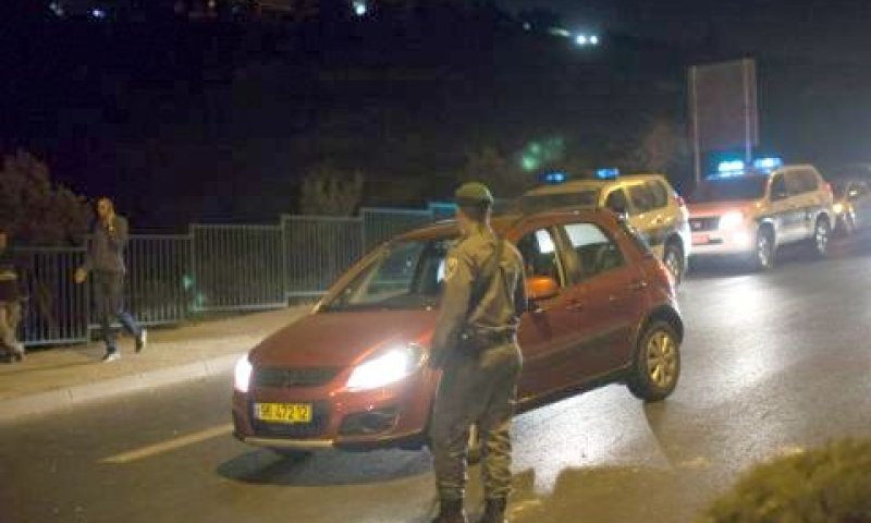 שוטר מג"ב בזירת האירוע [צילום: פלאש 90]