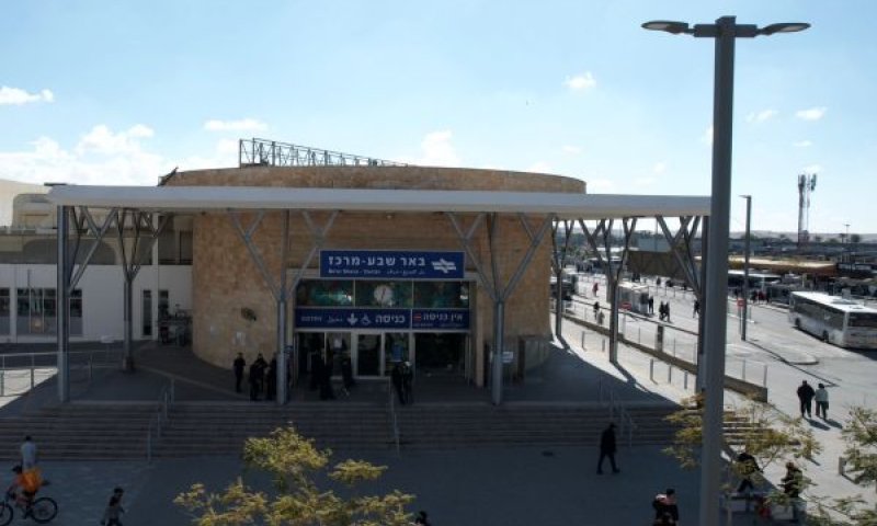 פחות החלפות, יותר רכבות בשעות העומס [צילום: טל הפקות וידאו]