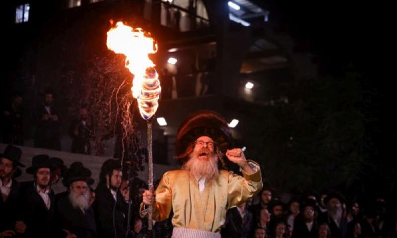 הרב נחמן בידרמן בהילולה אשתקד [צילום: דוד כהן/פלאש 90]