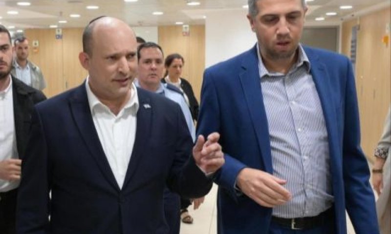 גן צבי עם בנט [צילום: קובי גדעון/ לע"מ]
