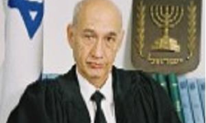השופט דן מור