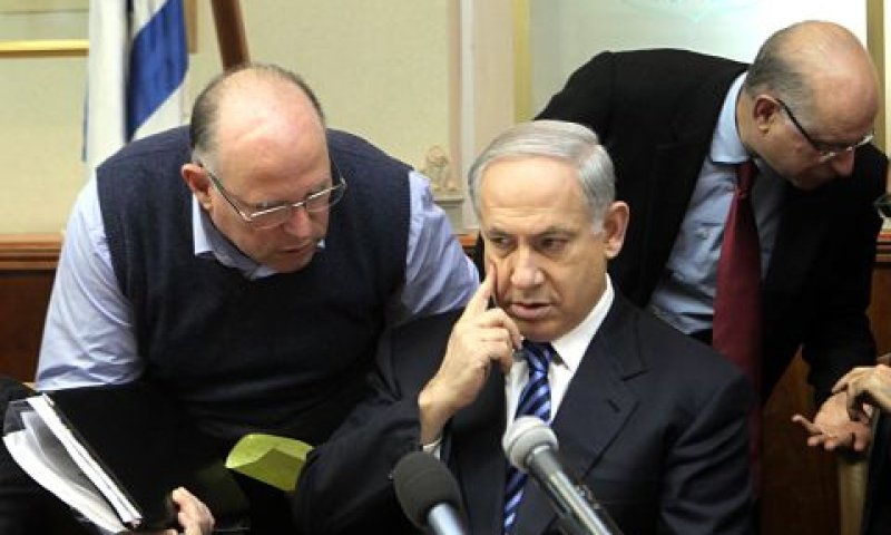 ארד ונתניהו. פנה למשטרה [צילום: קובי גדעון, פלאש 90]