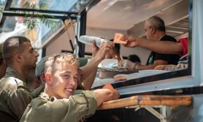 בעקבות תחקירי המטבחים הצבאיים [צילום: דובר צה''ל]
