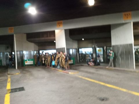 חיילים שיצאו מרציפי ההמתנה לעבר האיזור המסוכן