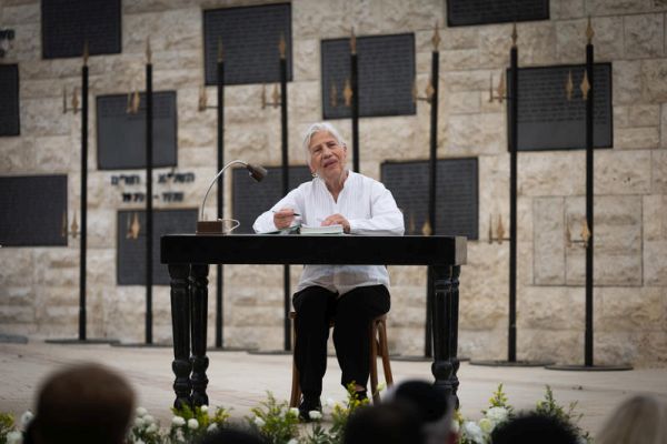 טקס יום הזיכרון לחללי פעולות האיבה [צילום: חיים גולדברג/פלאש 90]