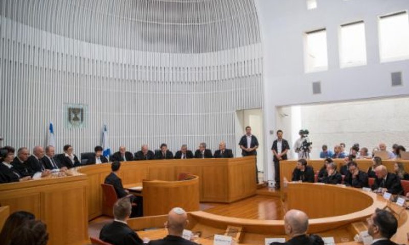 ידידויות, היכרויות ומשפחות [צילום: יונתן זינדל, פלאש 90]