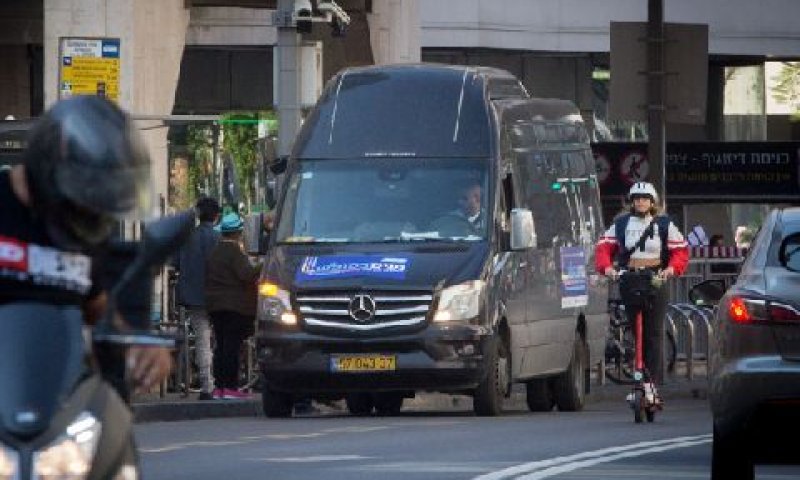 קו שבת בת"א [צילום: מרים אלסטר/פלאש 90]