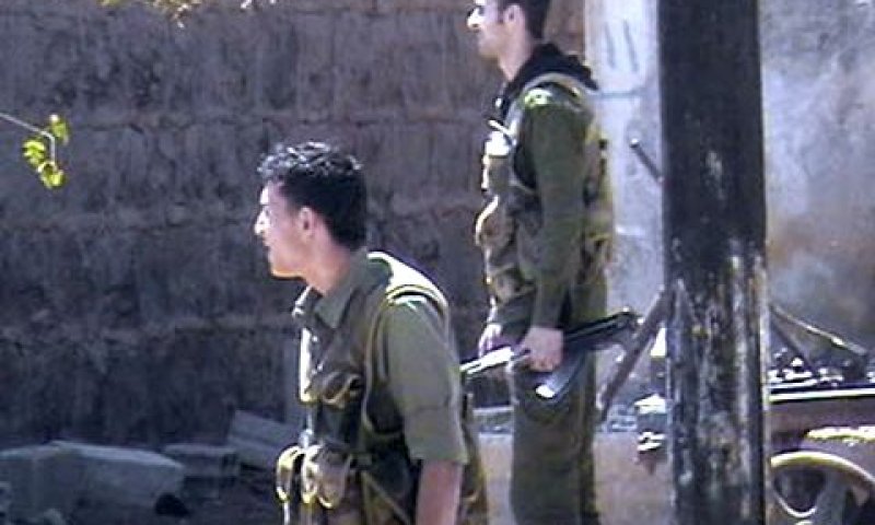 בעולם מדברים, ובשטח קוטלים [צילום: AP]
