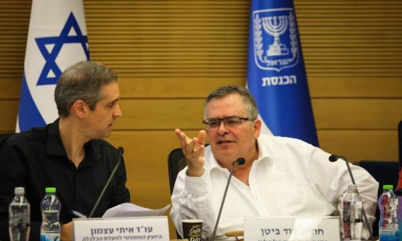 טלאי על טלאי [צילום: נועם מושקוביץ/דוברות הכנסת]