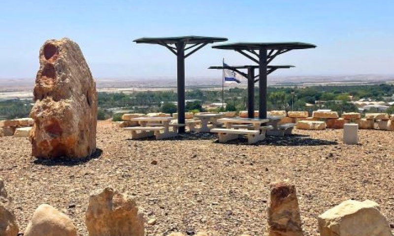 תצפית "נוף צופר" החדשה בערבה התיכונה [צילום: מועצה אזורית הערבה התיכונה]