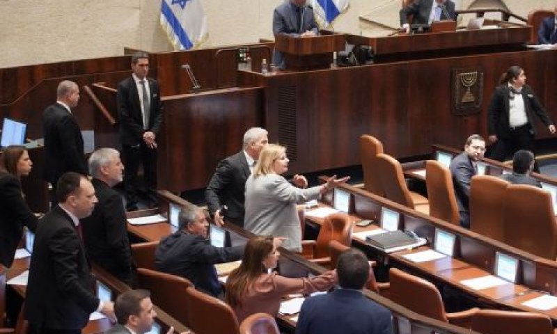 חברי יש עתיד בקריאות ביניים [צילום: דני שם-טוב/דוברות הכנסת]