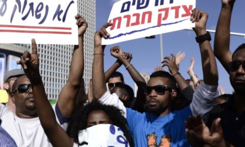 הפגנת אתיופים בתל אביב [צילום: Tomer Neuberg/Flash90]