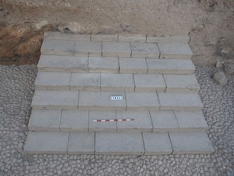 גרם המדרגות שהתגלה