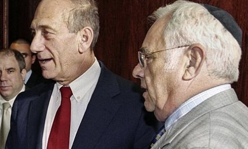 אולמרט וטלנסקי. גם כסף פוליטי חייב במס [צילום: AP]