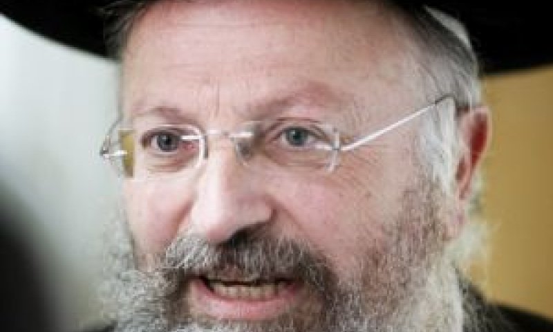 הרב אליהו. לא לתת לשופטים ללכת למכולת [צילום: פלאש 90]