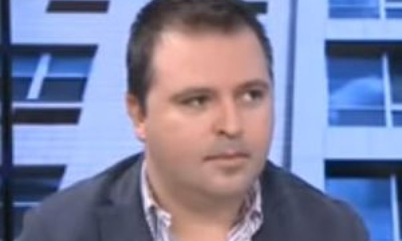 מונסונגו. דרכון מזויף [צילום: יוטיוב]