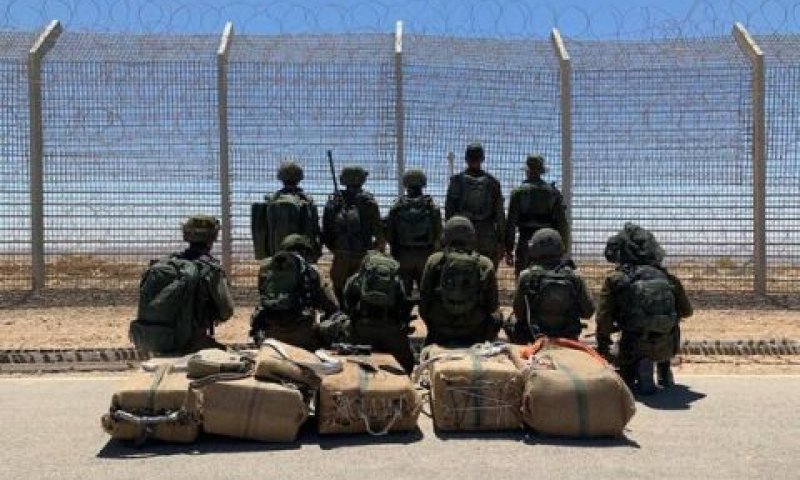 סיכול הברחה בגבול מצרים [צילום: דובר צה"ל]