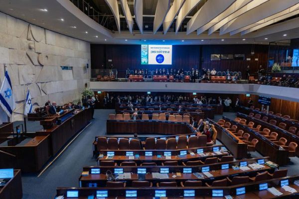 נוכחות דלילה [צילום: יונתן זינדל/פלאש 90]