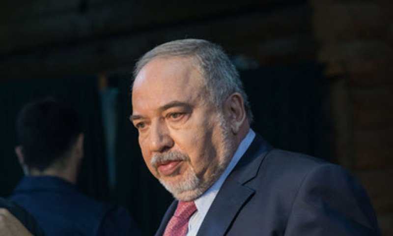 ליברמן. להגיע לפתרון מושכל [צילום: נועם רבקין פנטון/פלאש 90]