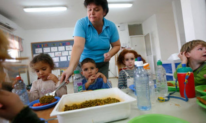כ-200 חברות [צילום אילוסטרציה: מרים אלסטר, פלאש 90]