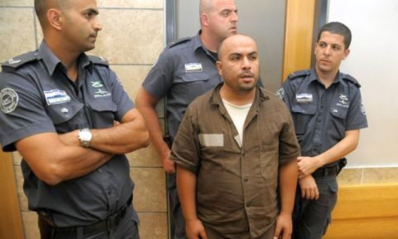 חסין חליפה [צילום: פלאש 90]