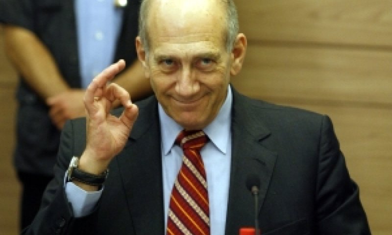 אהוד אולמרט בישיבת ועדת חוץ וביטחון [צילום: פלאש 90]