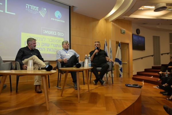 יגאל דמרי, בני ארביב, ראול סרוגו [צילום: יואל אליווה]