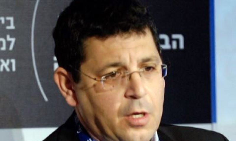 שטרום. להכניס שחקנים חדשים [צילום: יותם פרום]