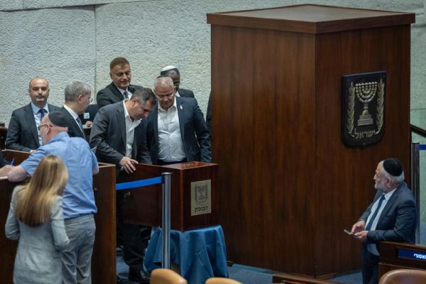 [צילום: יונתן זינדל/פלאש 90]