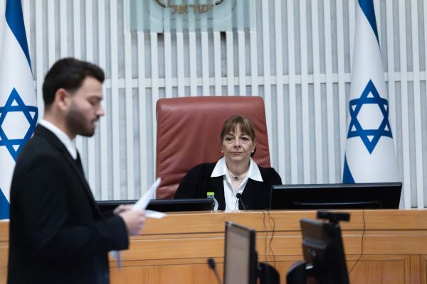 וילנר. לוין סטה מהוראות פסק הדין [צילום: יונתן זינדל/פלאש 90]