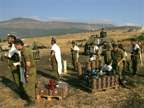 מזווית אחרת: על-רקע נוף גלילי עוצר נשימה [צילום: AP]