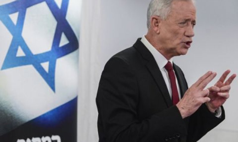 גנץ. מסרב להידבר [צילום: תומר נויברג/פלאש 90]