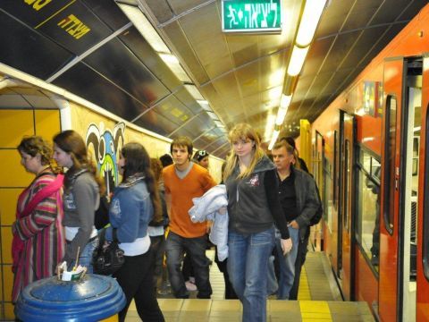 הכרמלית. עשרות שנים לא פעלה בשבת [צילום: צבי רוגר]