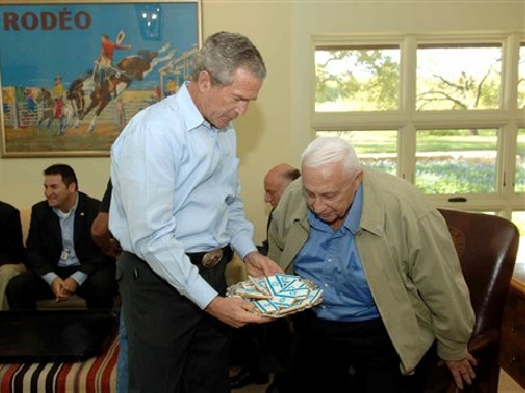 בוש ושרון [AP]