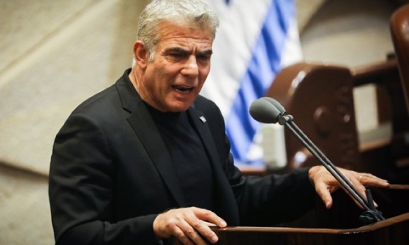 לפיד. תרחיקו הילדים מהטלוויזיה [צילום: הדס פרוש, פלאש 90]