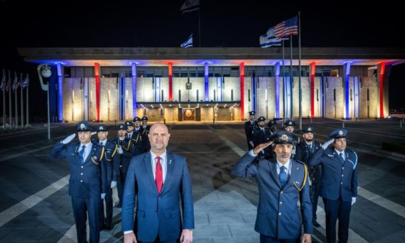 אורות, דגלים והוקרה פומבית [צילום: נועם מושקוביץ/דוברות הכנסת]