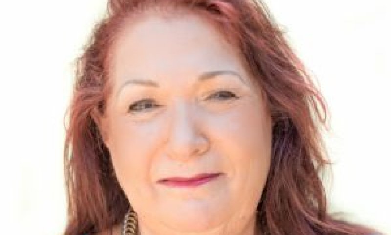 יונה מנטקה קציר. מתמודדת עם המחלה [צילום: מורן שימנובסקי]