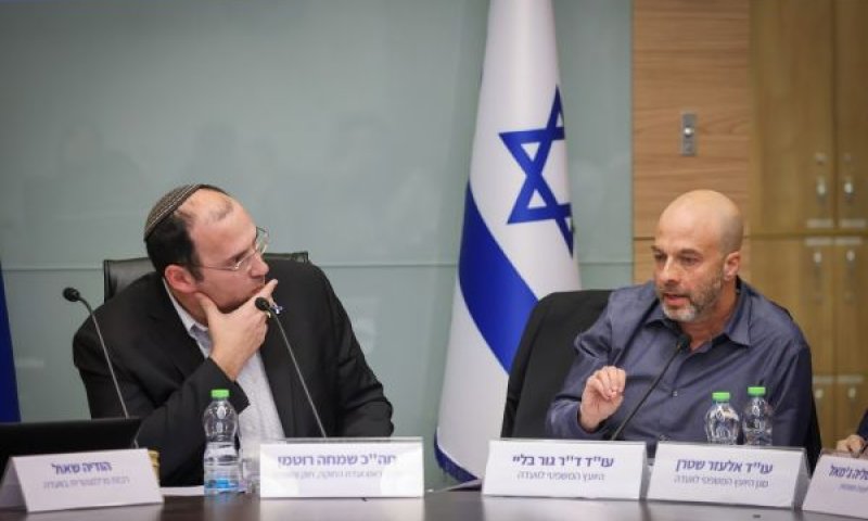 כהונה עד ממשלה חדשה, והממשלה תוכל להדיח בשל חילוקי דעות [צילום: נועם מושקוביץ/דוברות הכנסת]