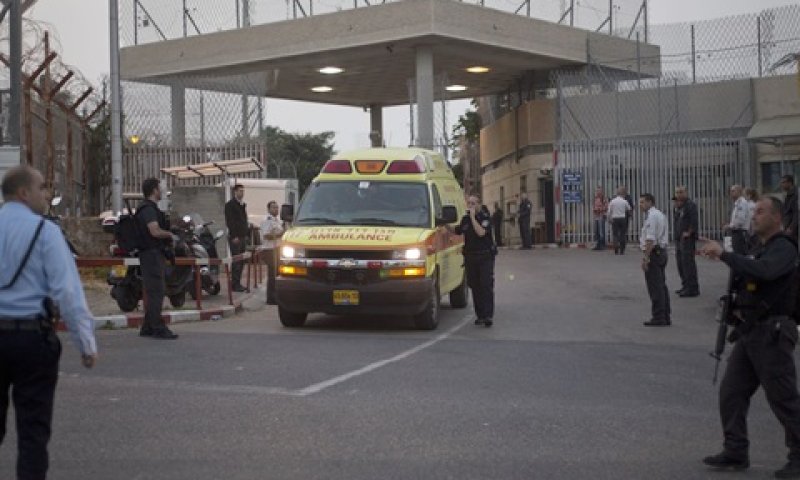ניסיונות ההחייאה באסיר נכשלו [צילום: AP]