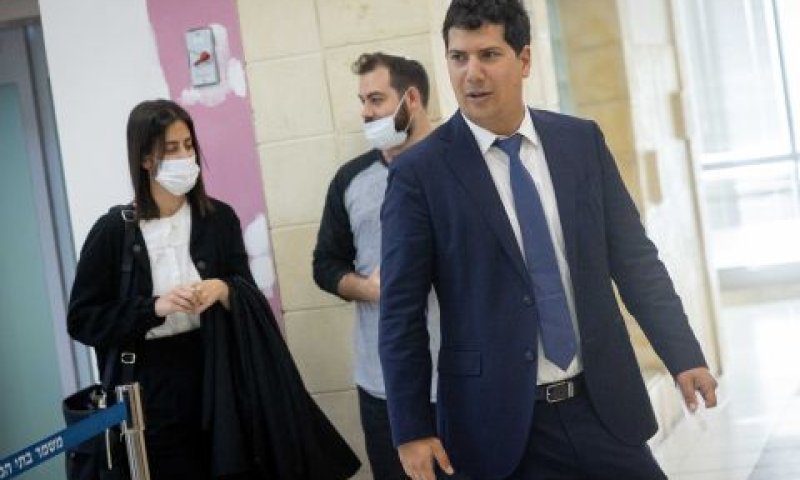 חדד ומילשטיין במשפט נתניהו [צילום: יונתן זינדל, פלאש 90]
