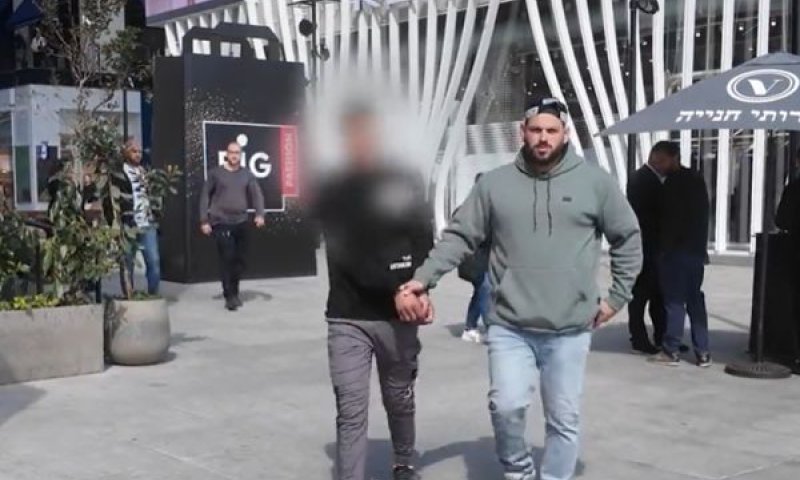 יומיים של פשיטות [צילום: דוברות המשטרה]