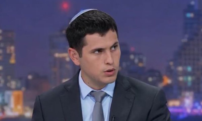 ירחי. טוב שהחקירה נסגרה [צילום: מן הטלוויזיה]