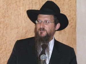 הרב ברל לזר