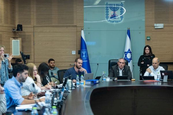 [צילום: יונתן זינדל/פלאש 90]